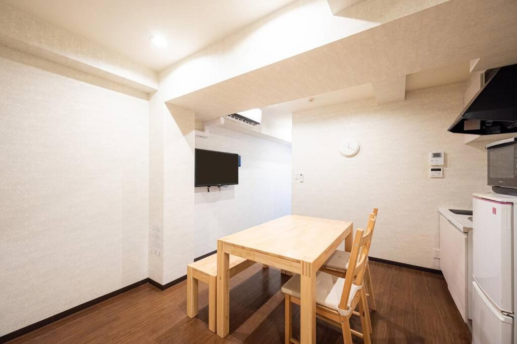 Mon -門- 302 Apartemen Osaka